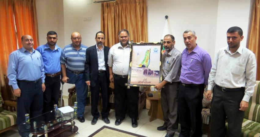 صورة خبر بحث الأيدي الرحيمة سبل التعاون مع مجمع الشفاء