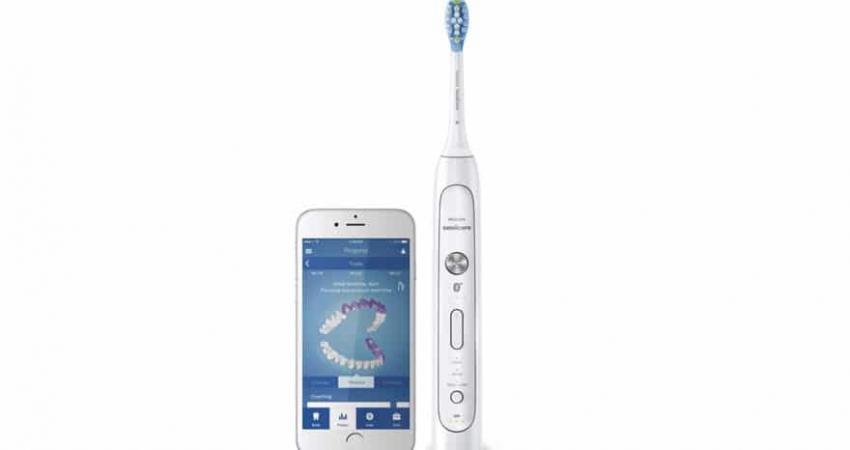 13_02_17_07_03_Sonicare-FlexCare-Platinum-Connected-880x495
