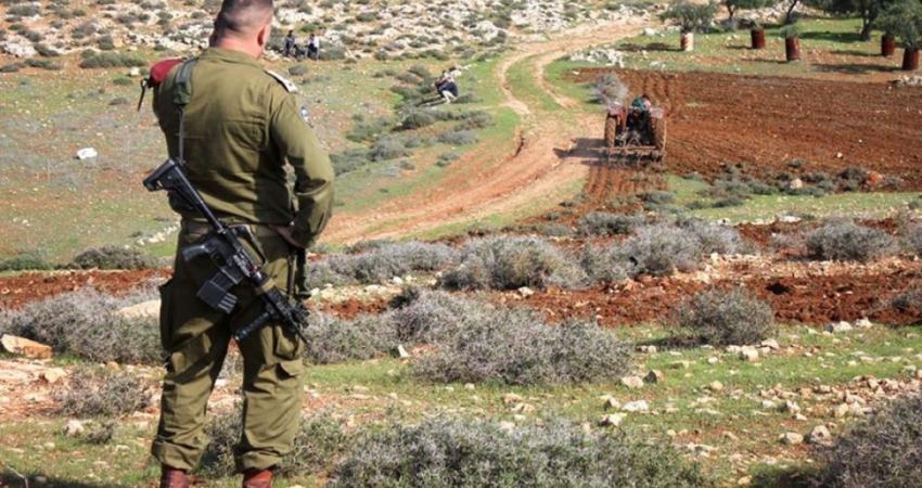 مستوطنون يستولون على خط مياه في الأغوار