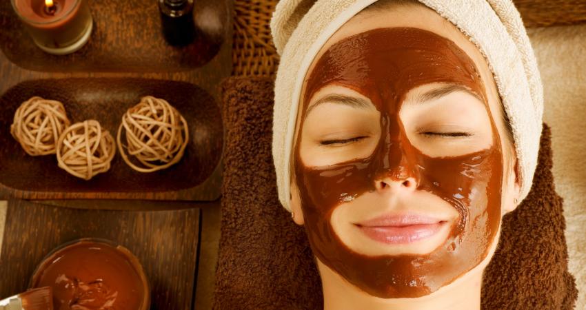 bigstock-Chocolate-Luxury-Spa-Facial-M-36469048