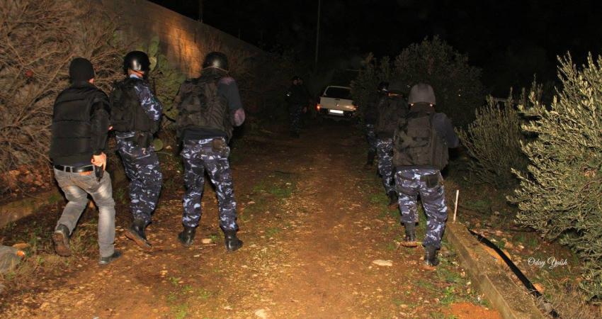 ضبط مواد مخدرة وسلاح ناري في نابلس