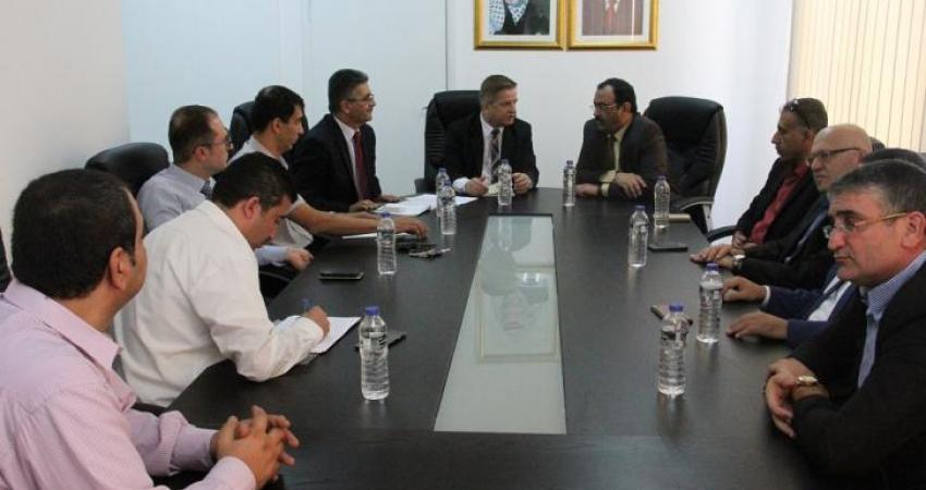 اجتماع إنهاء إضراب الأطباء بالضفة