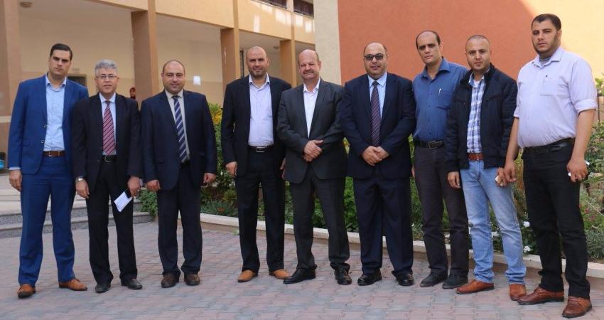 النحال