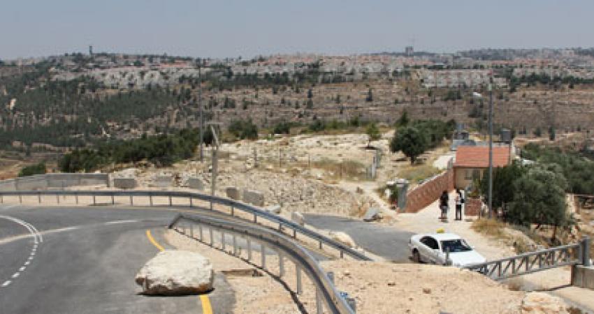 201306_hajajleh_home_al_walajah