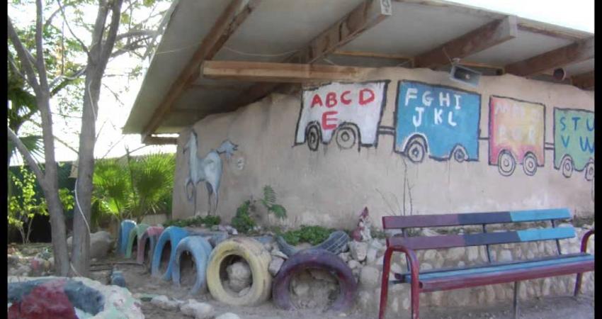 المدارس المهمّشة.. أيقونة تصارع مستوطنات الاحتلال