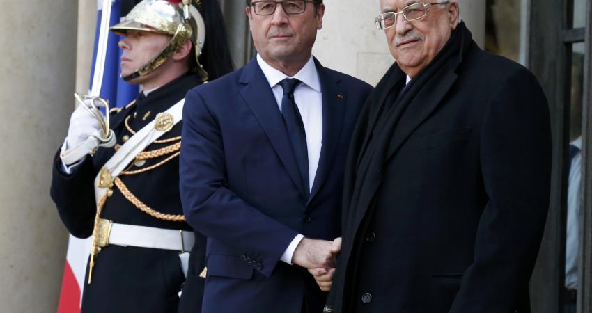 محمود عباس وفرانسوا هولاند