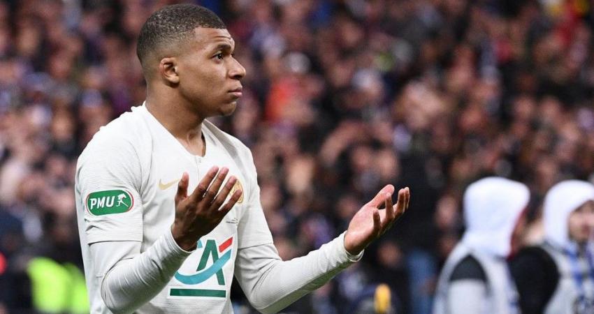 2674517-MBAPPE