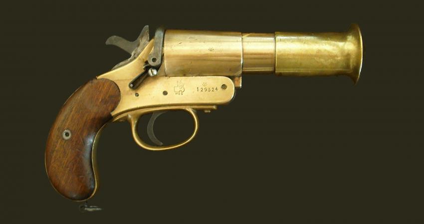 Webley_&_Scott_Mk_III_flare_pistol