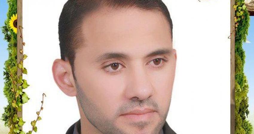 الصحفي طارق أبو زيد