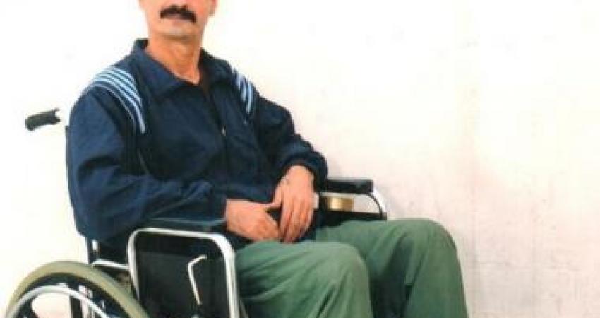 معاق أسير