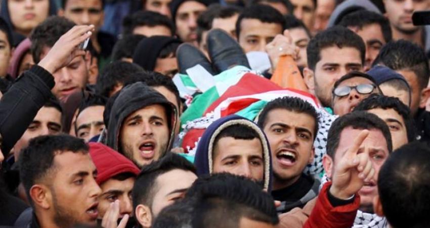 تشييع جثمان الشهيد الفتى نواجعة بالخليل