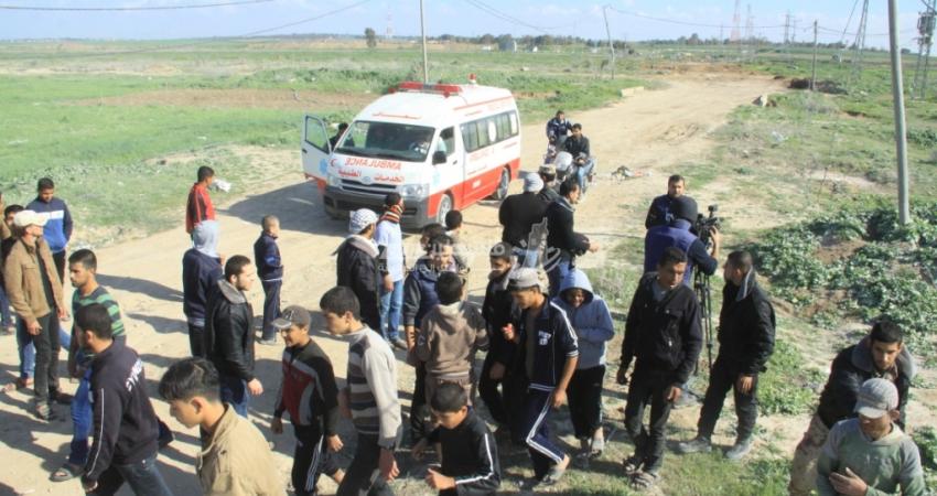 إصابة مسن بانفجار جسم من مخلفات الاحتلال شرق دير البلح