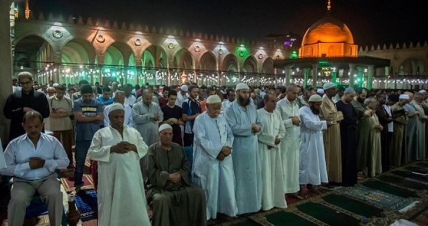 هذا العام لن يشهد صلاة تراويح في المساجد بدول عربية عدة