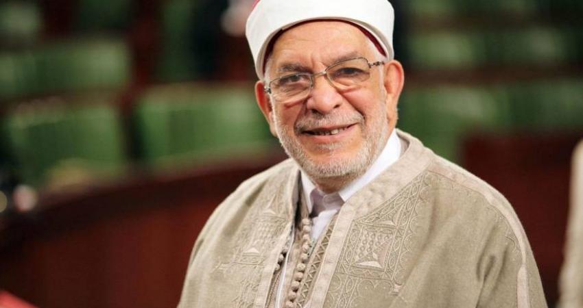 مورو يعتزل العمل السياسي "بشكل نهائي" ويعود للمحاماة