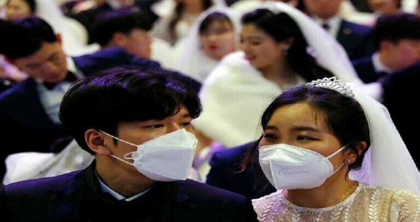 كاتب سعودي يقترح الزفاف الافتراضي في ظل كورونا