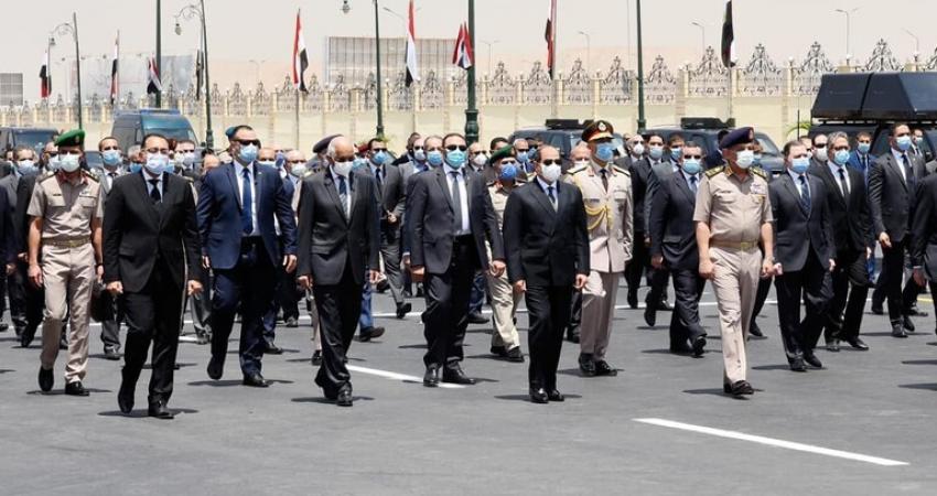 السيسي في جنازة الفريق محمد العصار