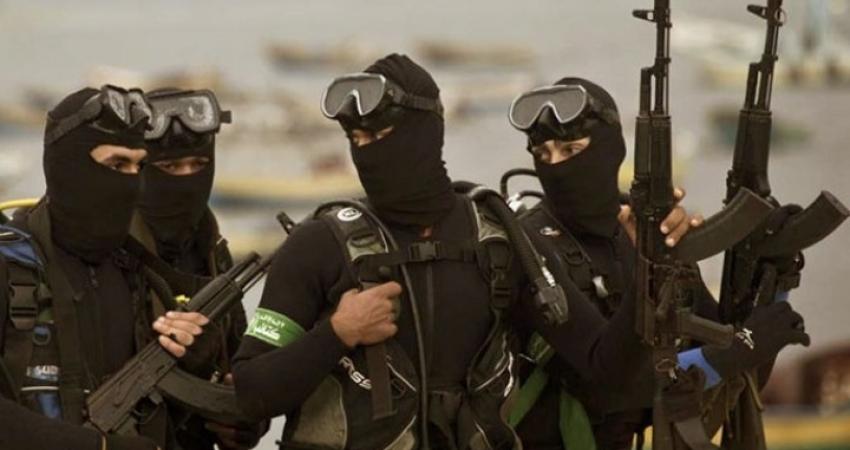 حماس تعد ضفادعها البشرية للمواجهة بعرض البحر