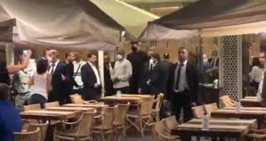 متظاهرون يقتحمون مطعما بداخله وفد وزاري لبناني وعراقي
