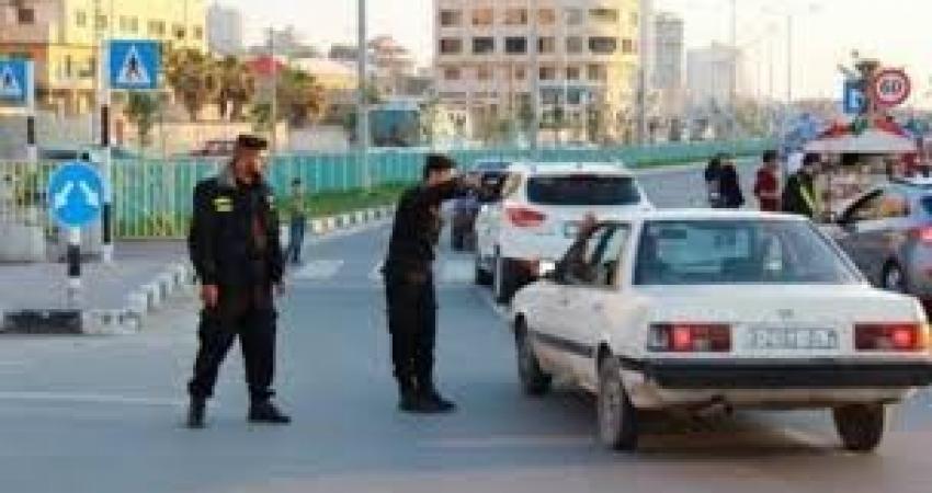 "المرور" بغزة: يُمنع منعاً باتاً تحريك أي مركبة على الطريق