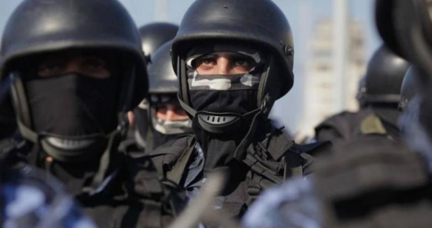 المشتبه بهم بالمشاركة في مشكلة مسجد الأنصار بخانيونس يسلمون أنفسهم للأجهزة الأمنية