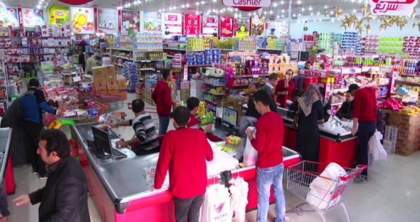 بدء صرف القسائم الشرائية لـ 23300 أسرة فقيرة في غزة