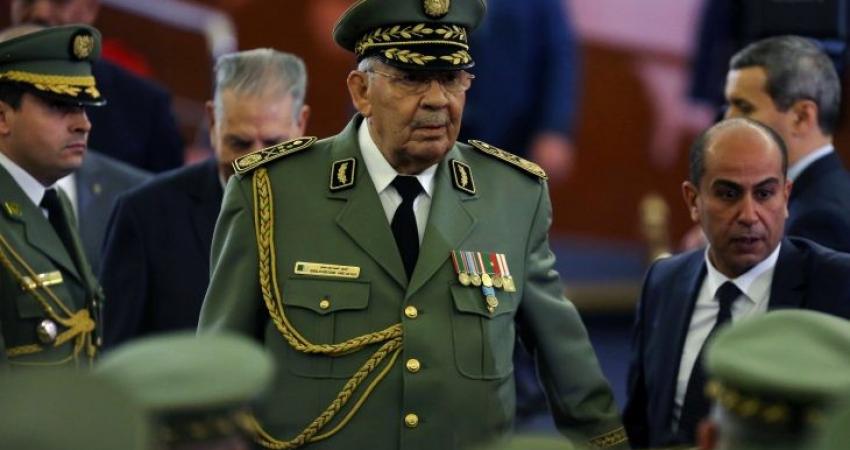 محامي قائد الجيش الجزائري الراحل يثير جدلا بـشأن تدميره دبابات إسرائيلية