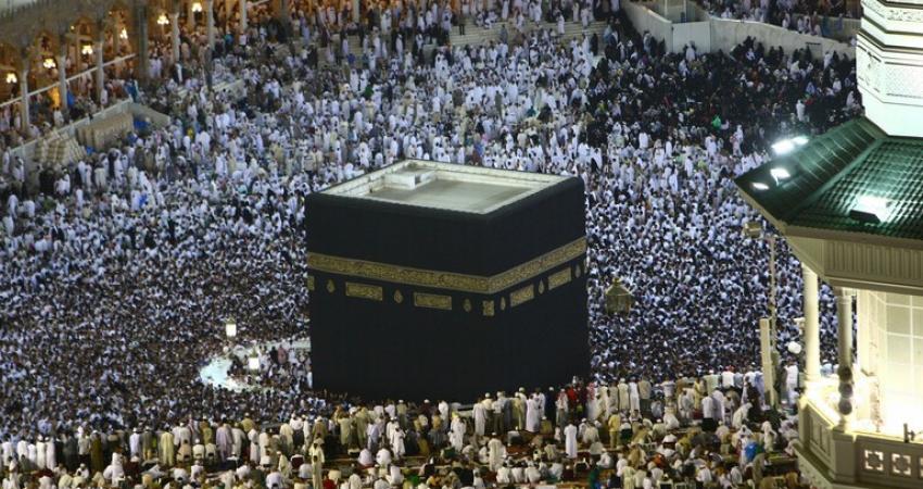 السعودية تعدل كلفة تأشيرات الزيارة والحج والمرور