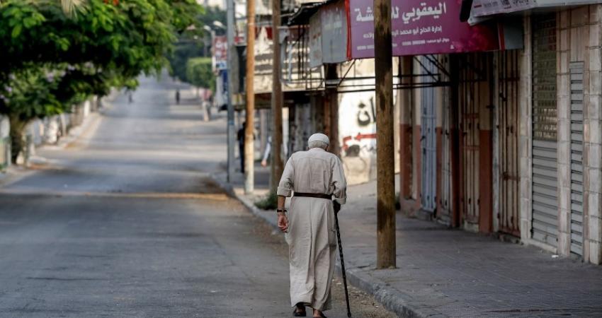 بلدية غزة تصدر توضيحا مهمًا بشأن رائحة الدخان المنتشرة بالمدينة