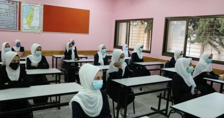 "التعليم" بغزة توضح حقيقة إغلاق المدارس بالقطاع
