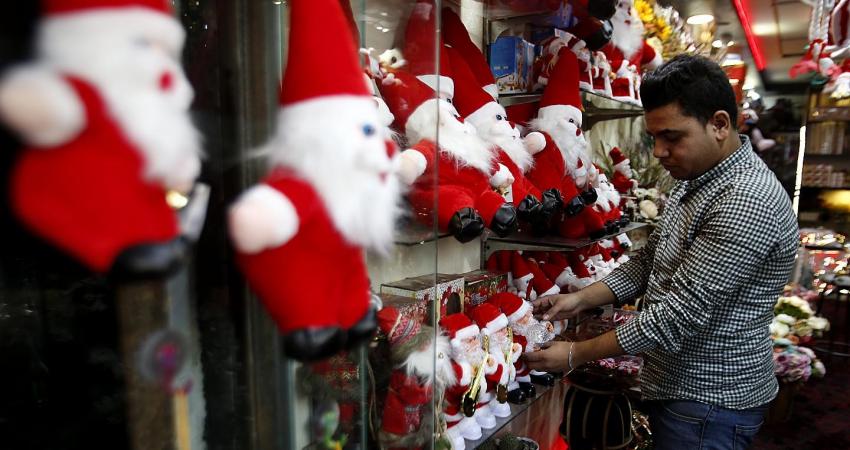 الأوقاف بغزة تصدر توضيحا حول المراسلة الداخلية المتعلقة باحتفالات"الكريسماس"
