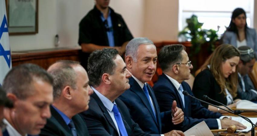 ذكر خبير إسرائيلي أن نتنياهو قد يكون لديه خطط حول مستقبل قائد الشاباك