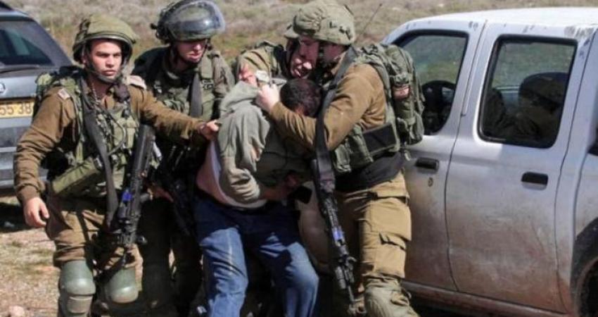 تقرير : "إسرائيل" اعتقلت 413 فلسطينيا في نوفمبر وحده بينهم 49 طفلا
