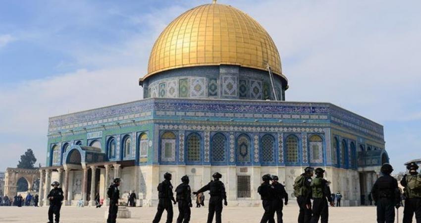 مستوطنون يقتحمون الأقصى تحت حراسة كبيرة ومشددة