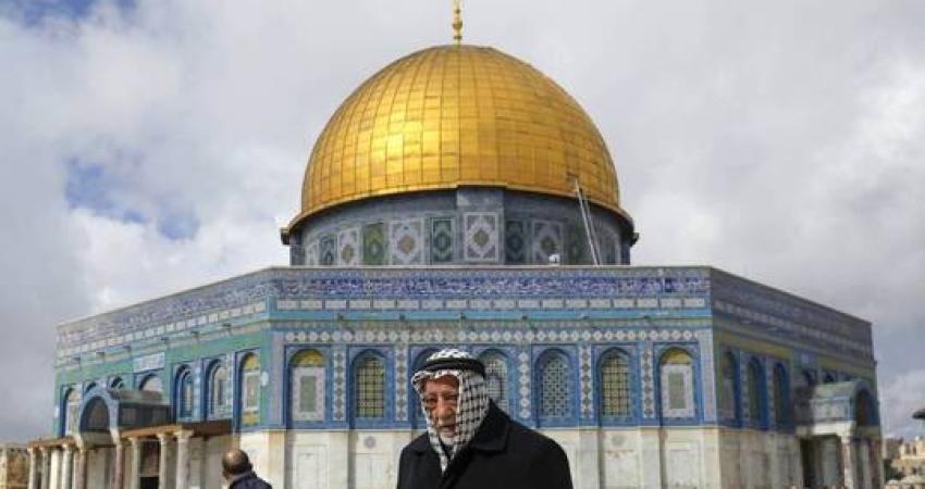 الجيش العراقي يرافق متظاهرين توجهوا للحدود مع الأردن لمساندة الفلسطينيين