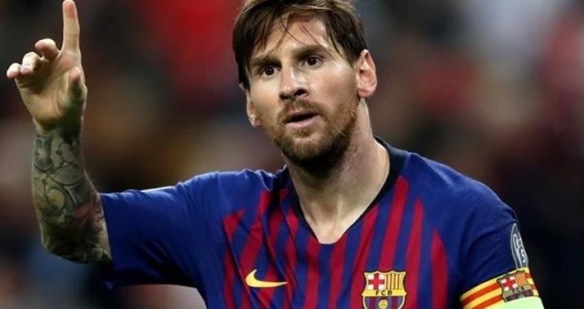شرط جديد من ميسي مقابل البقاء في برشلونة