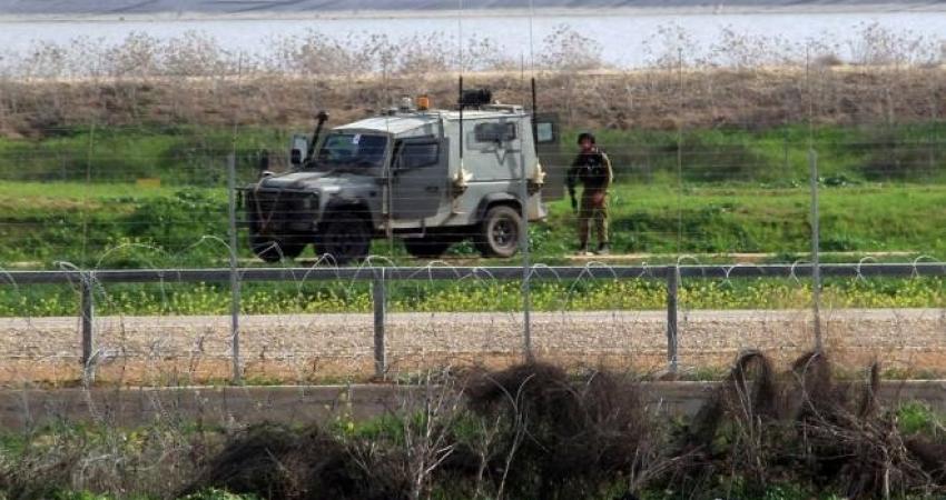 الاحتلال يعتقل 3 شبان اجتازوا "السياج الفاصل"جنوب القطاع