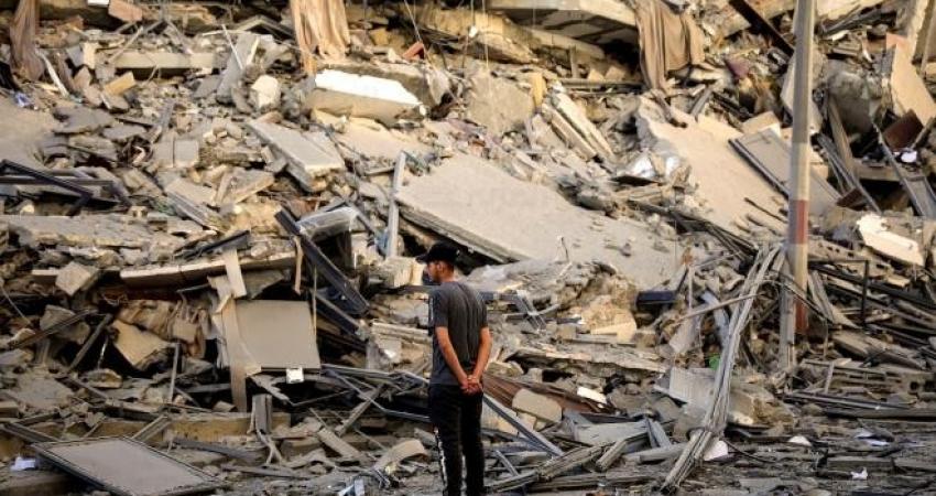 الأشغال بغزة تتحدث عن موعد نهاية إزالة ركام المنازل وتكلفة إعادة الإعمار