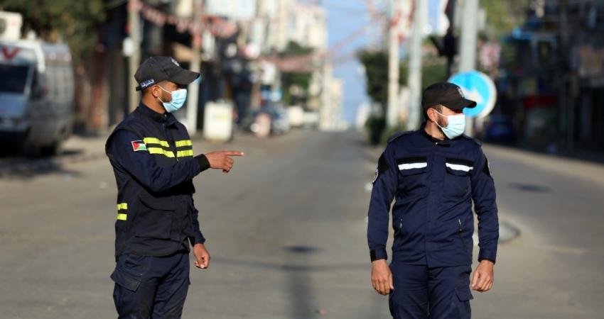 شرطة غزة: توقيف سائقي سيارتين تسببا بدهس 3 مواطنات