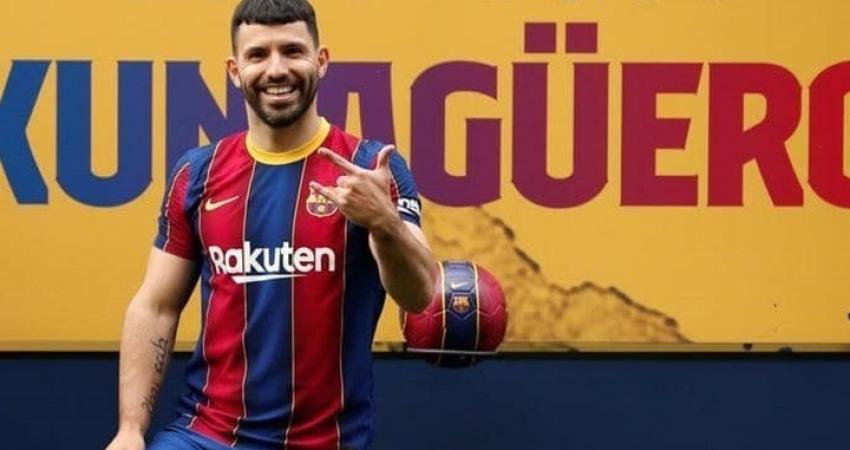 أغويرو، وافق على حمل قميص برشلونة، بهدف اللعب جنبا إلى جنب مع ميسي