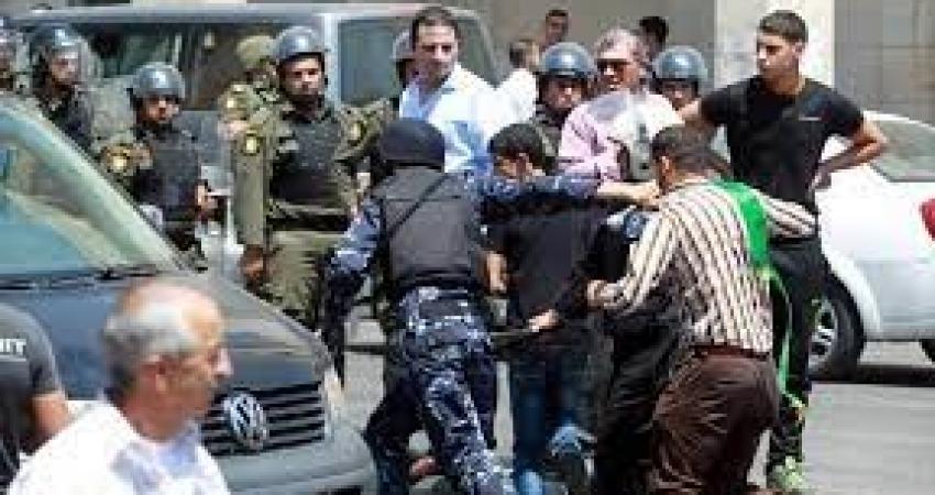 حماس تُعقب على تصاعد الاعتقالات السياسية في الضفة