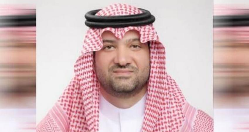 أمير سعودي يهاجم "مشاهير الفلس" ويتحدث عن "إدراج رموز الدولة في عبثهم"