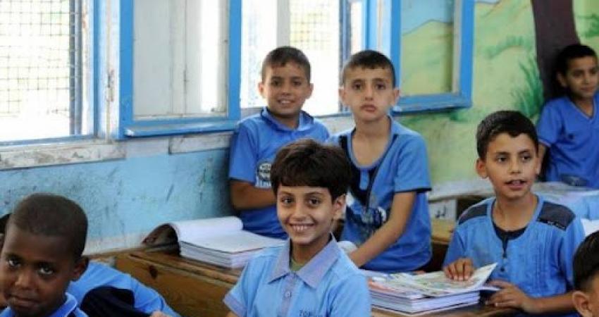 "الأونروا" توضح حقيقة إغلاق مدارسها في الأردن