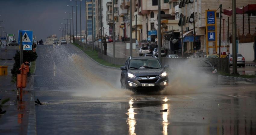 بلدية غزة تتحدث عن كمية الأمطار التي تساقطت والأضرار الناجمة