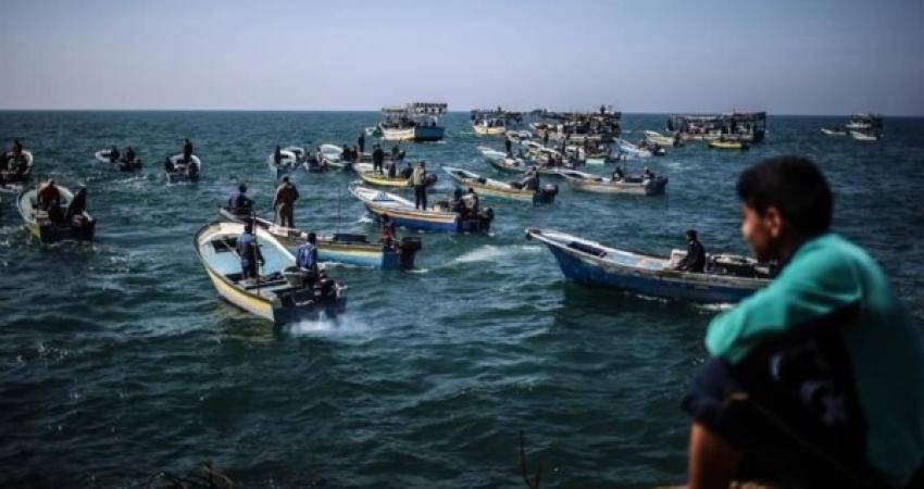 الشرطة البحرية: إغلاق البحر أمام حركة الملاحة بسبب سوء الأحوال