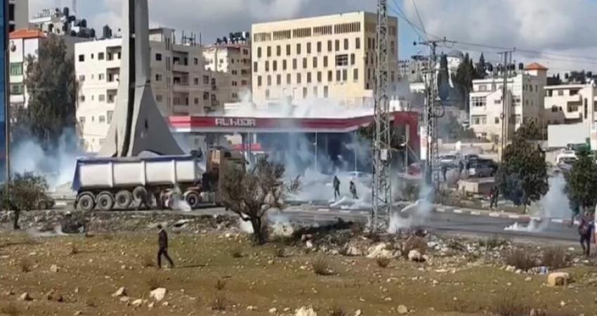 قلق الاحتلال من الشيخ جراح وغزو أوكرانيا يتصدران عناوين الصحف العبرية