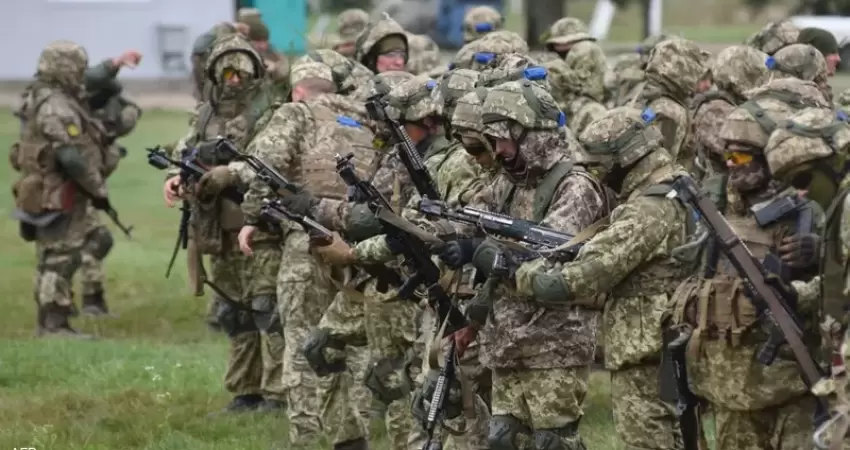 قوات أوكرانية خلال تدريبات عسكرية