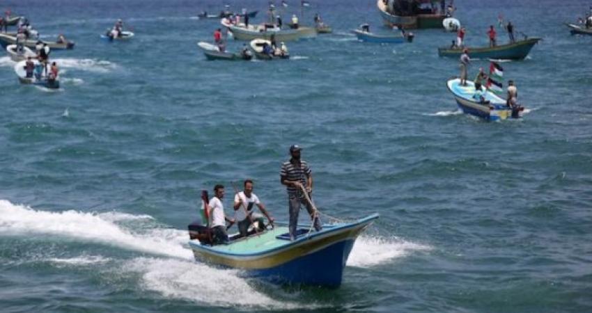 الشرطة البحرية بغزة: سيتم إغلاق البحر أمام حركة الملاحة لسوء الأحوال الجوية