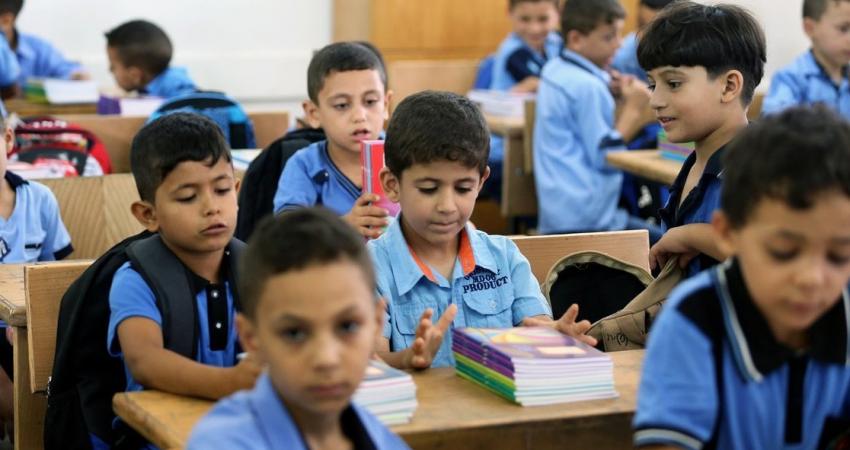 عودة الدوام المدرسي بغزة للتوقيت السابق