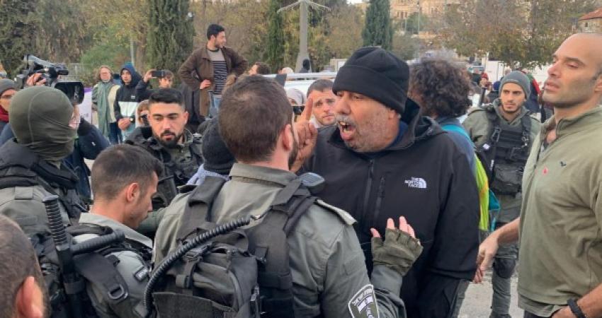 الاحتلال يقمع مسيرة بالشيخ جراح وإصابات بالرصاص بقلقيلية وبيت لحم