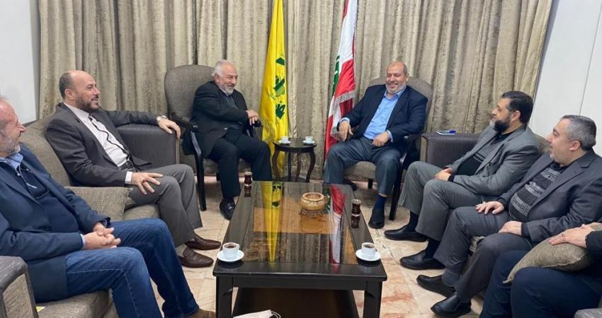 وفد قيادي من حماس يلتقي قيادات من حزب الله في بيروت